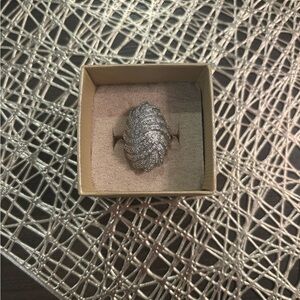 Sparkling Silver Leaf Ring
